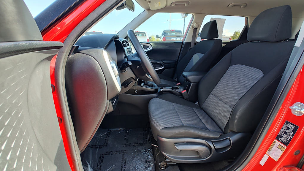 Thumbnail: 2023 Kia Soul - 10