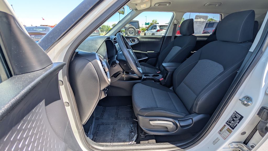 Thumbnail: 2020 Kia Soul - 11