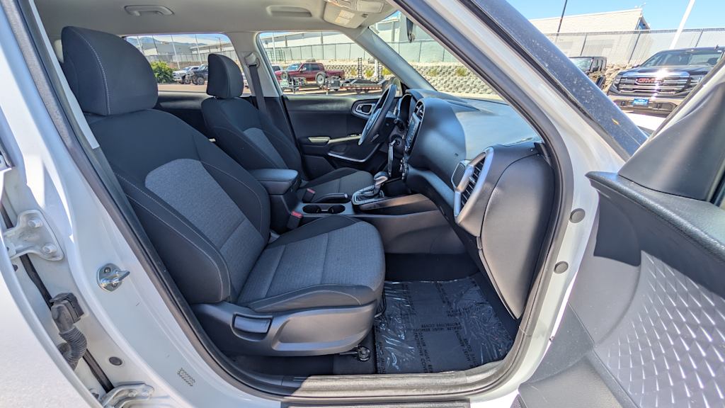 Thumbnail: 2020 Kia Soul - 21