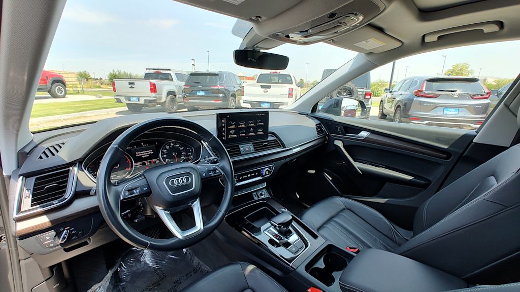 Thumbnail: 2023 Audi Q5 - 2