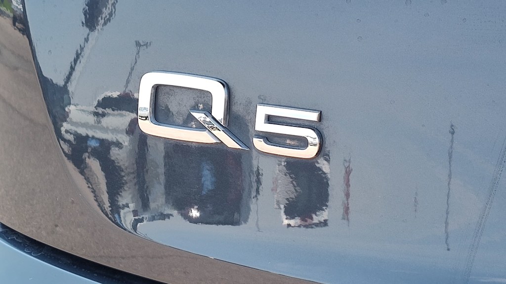 Thumbnail: 2023 Audi Q5 - 7