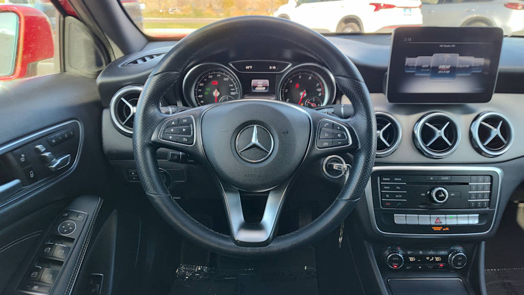 Thumbnail: 2020 Mercedes-Benz GLA - 12