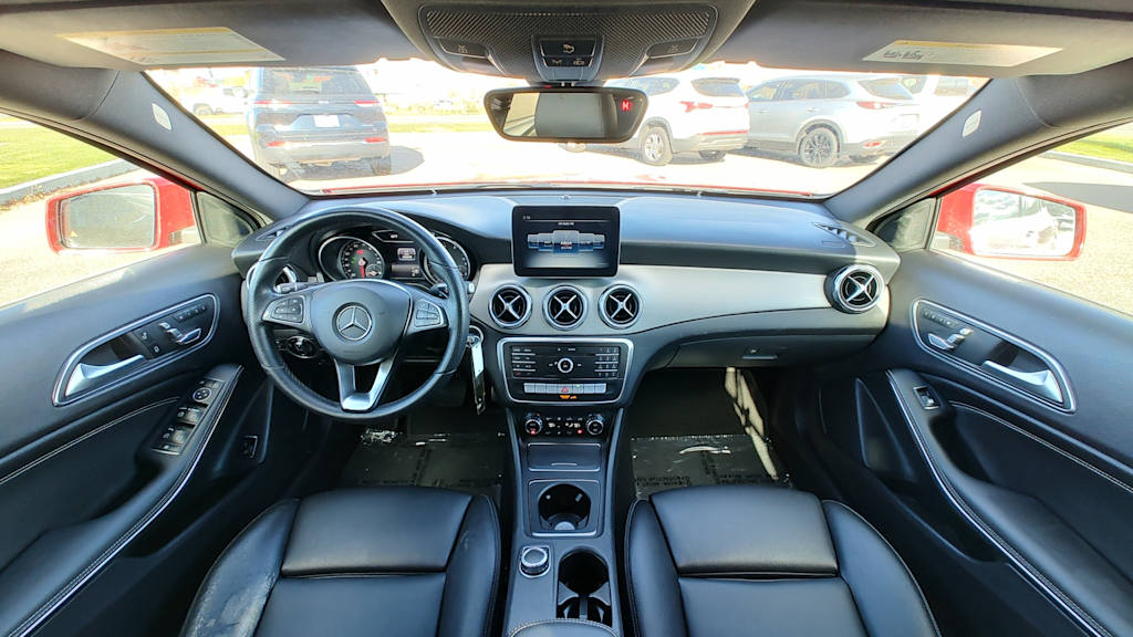 Thumbnail: 2020 Mercedes-Benz GLA - 10