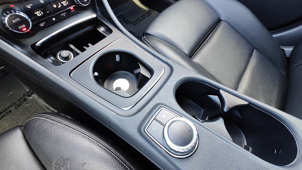 Thumbnail: 2020 Mercedes-Benz GLA - 15