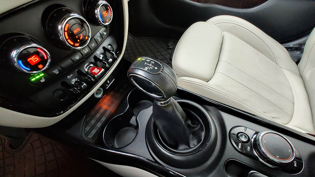 Thumbnail: 2019 MINI Cooper Clubman - 17