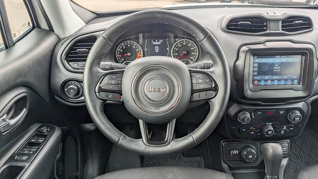 Thumbnail: 2020 Jeep Renegade - 14