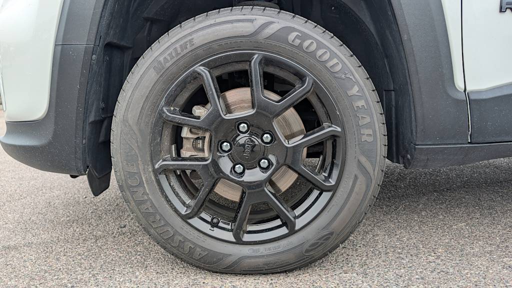 Thumbnail: 2020 Jeep Renegade - 8