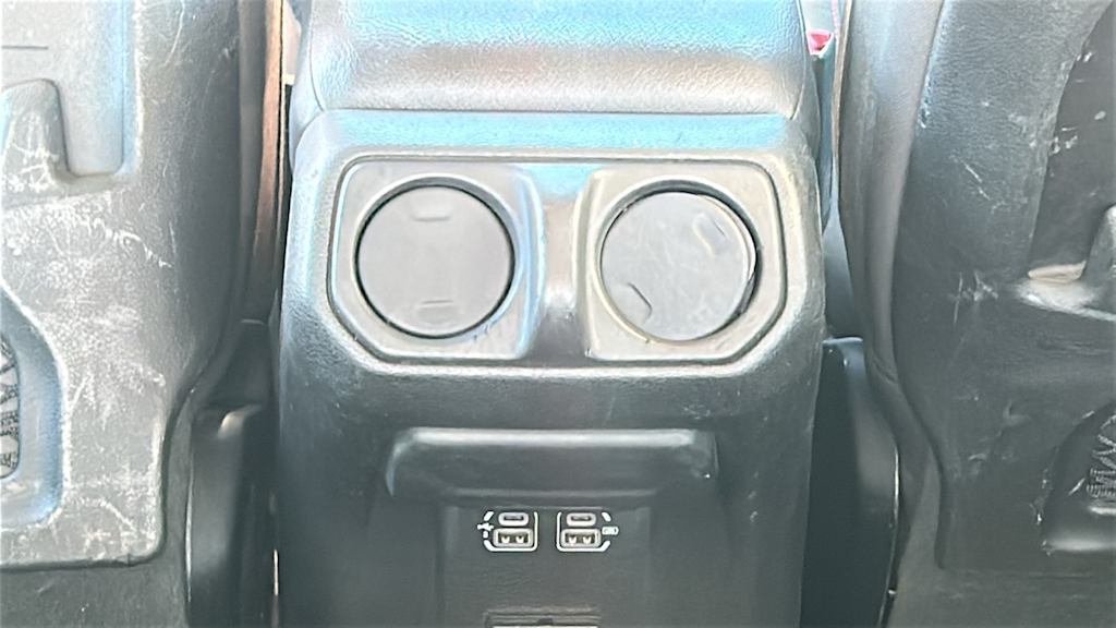 Thumbnail: 2020 Jeep Wrangler - 30