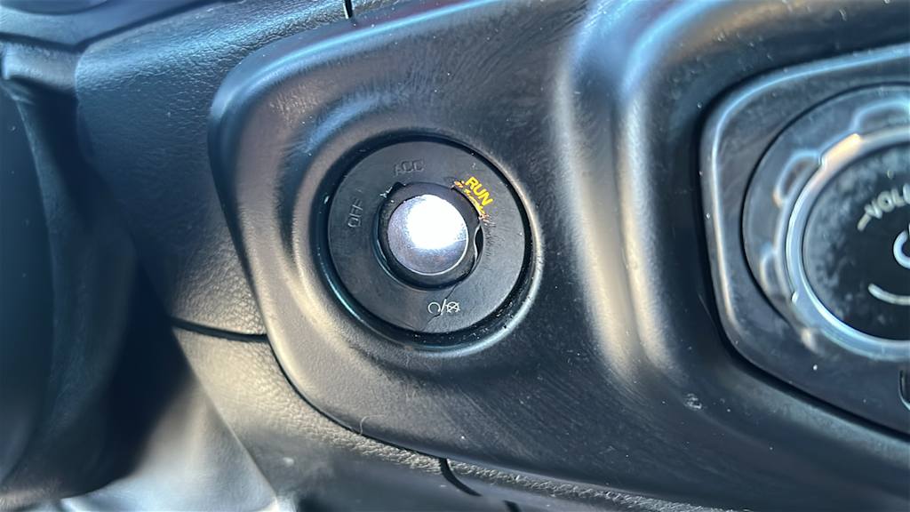 Thumbnail: 2020 Jeep Wrangler - 25