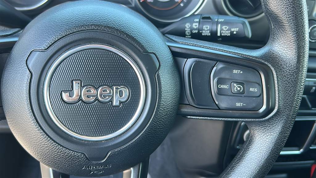 Thumbnail: 2019 Jeep Wrangler - 26