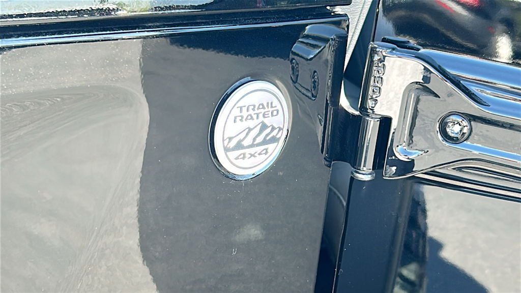 Thumbnail: 2019 Jeep Wrangler - 7