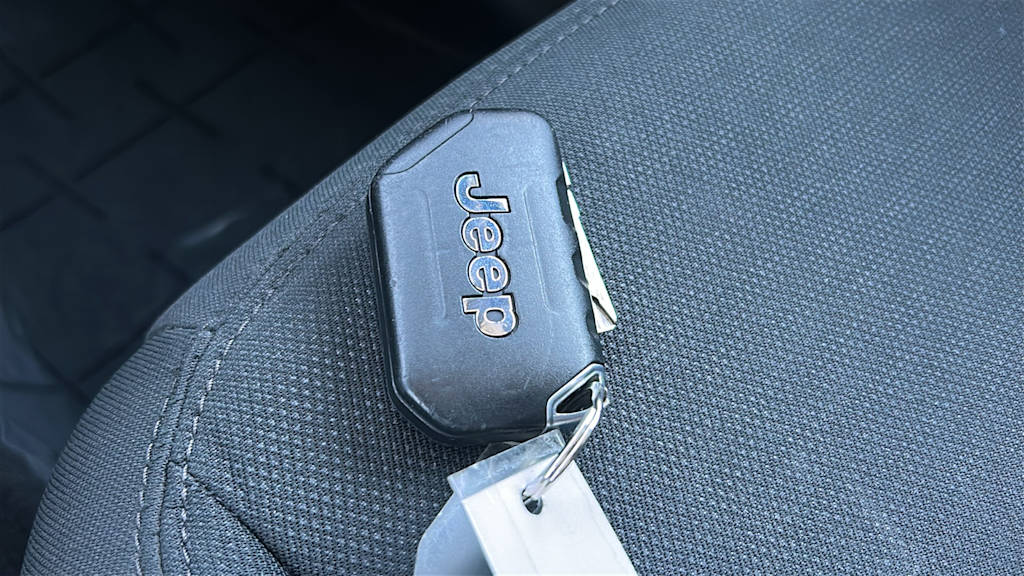Thumbnail: 2019 Jeep Wrangler - 17