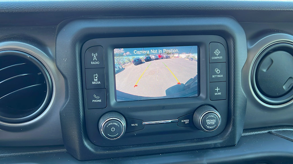 Thumbnail: 2021 Jeep Wrangler - 23