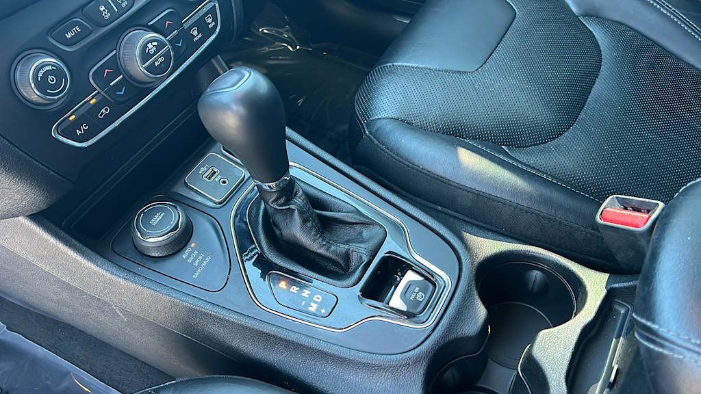 2019 Jeep Cherokee Limited Edition 15