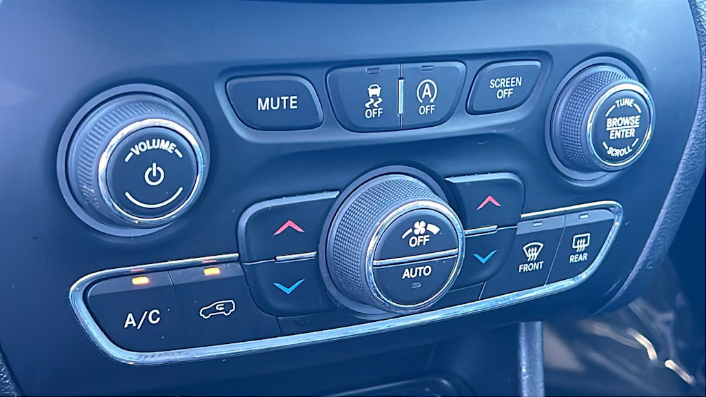 2019 Jeep Cherokee Limited Edition 23