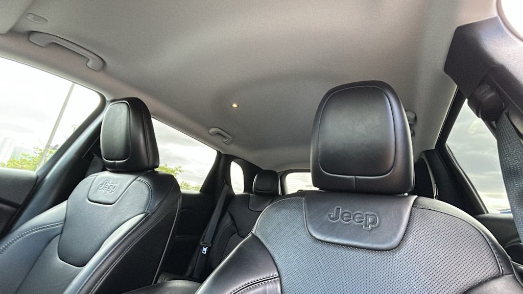 Thumbnail: 2022 Jeep Cherokee - 22