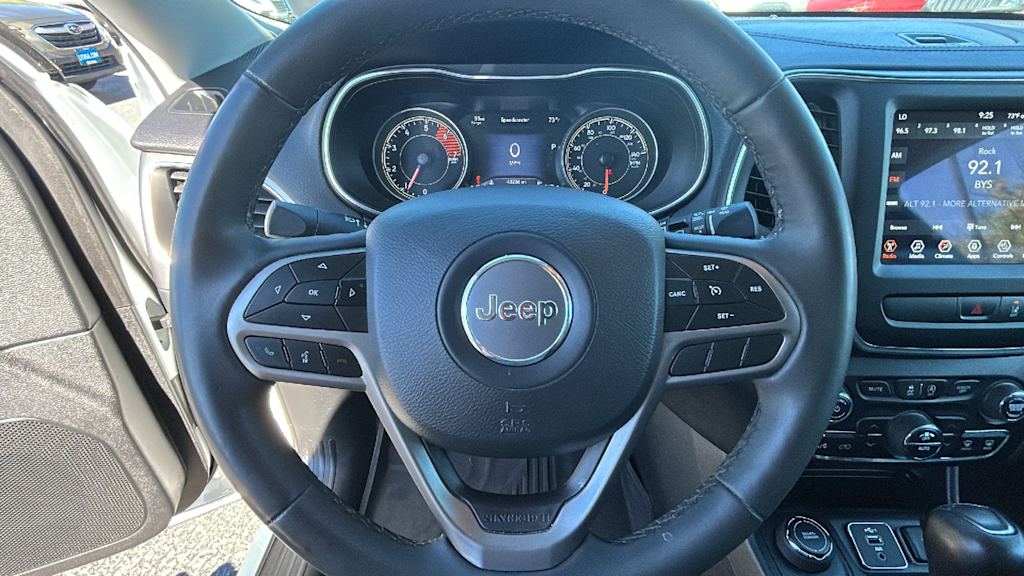 Thumbnail: 2022 Jeep Cherokee - 9