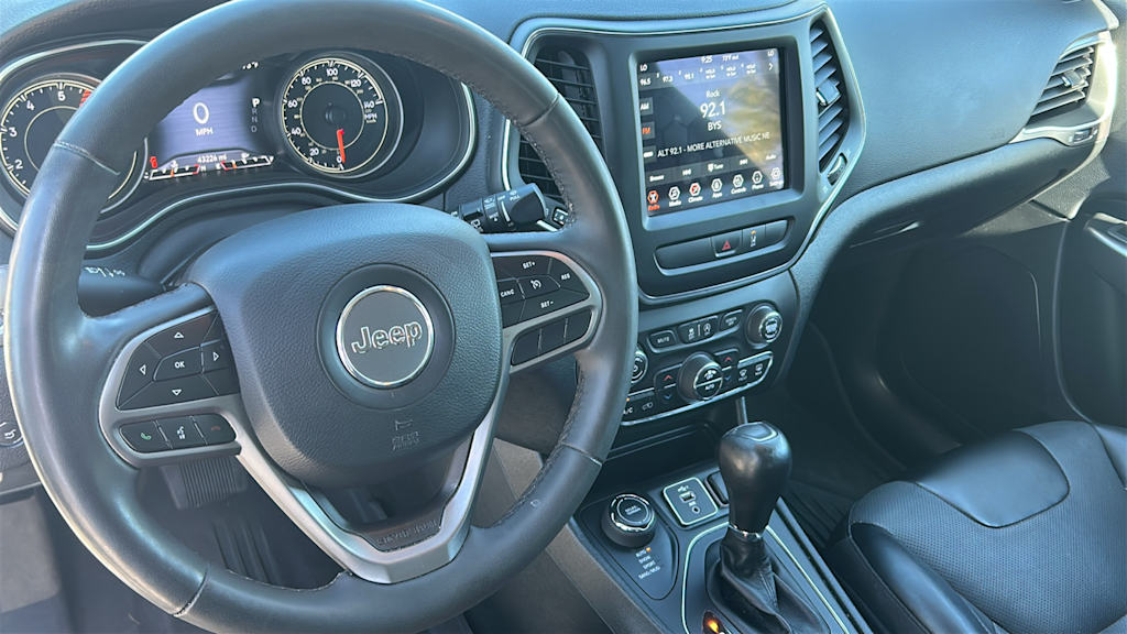 Thumbnail: 2022 Jeep Cherokee - 2