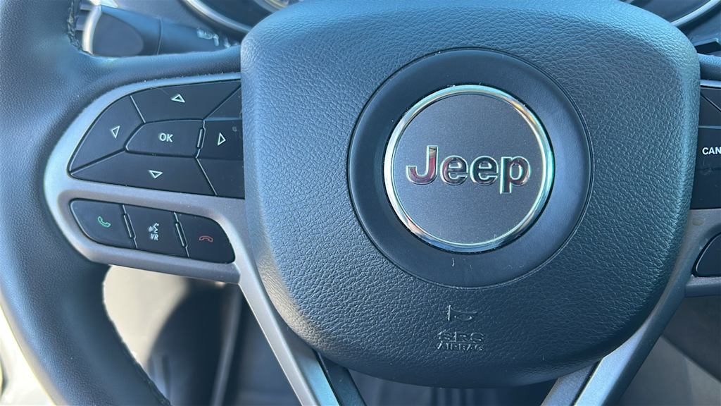 Thumbnail: 2022 Jeep Cherokee - 26