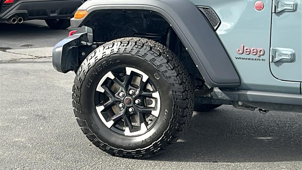 Thumbnail: 2025 Jeep Wrangler - 8
