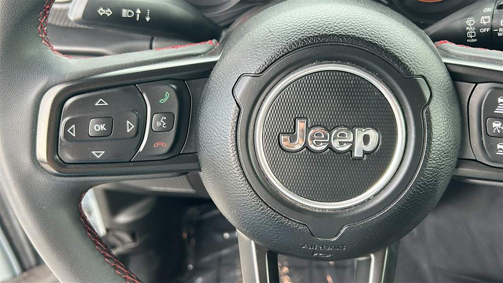 Thumbnail: 2025 Jeep Wrangler - 26