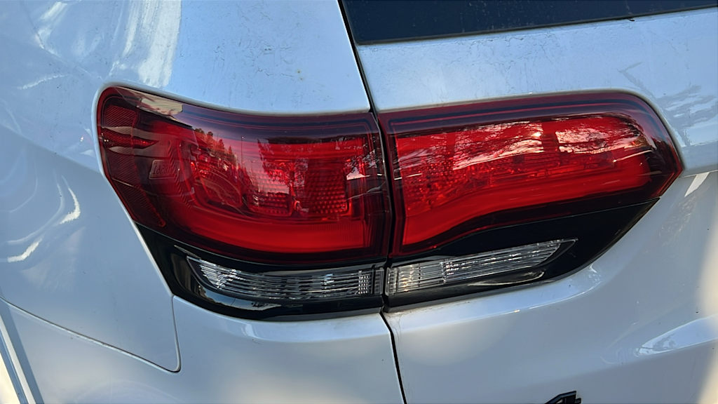 Thumbnail: 2021 Jeep Grand Cherokee - 13