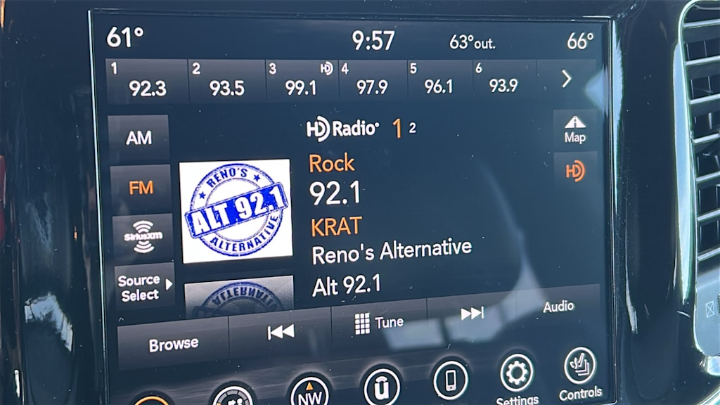 Thumbnail: 2021 Jeep Grand Cherokee - 13