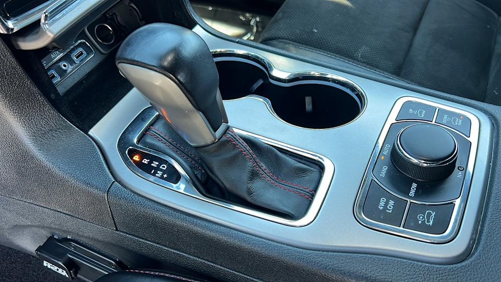 Thumbnail: 2019 Jeep Grand Cherokee - 15