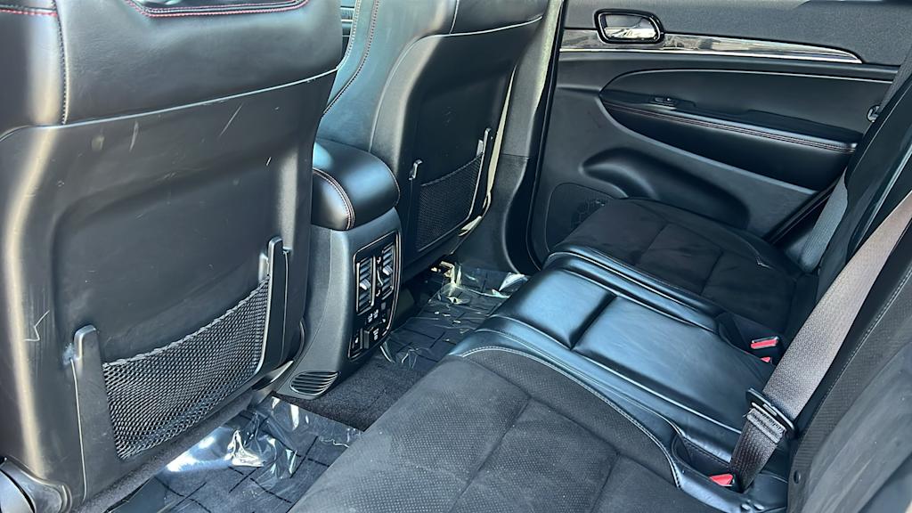 Thumbnail: 2019 Jeep Grand Cherokee - 12