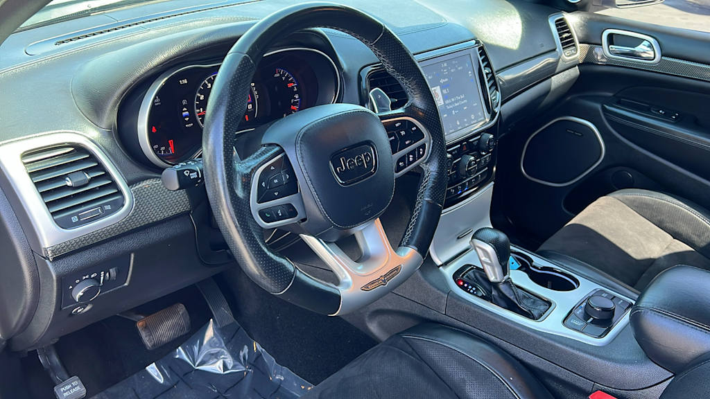 2021 Jeep Grand Cherokee Trackhawk 2