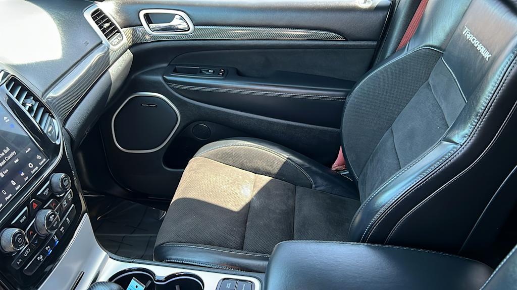2021 Jeep Grand Cherokee Trackhawk 11