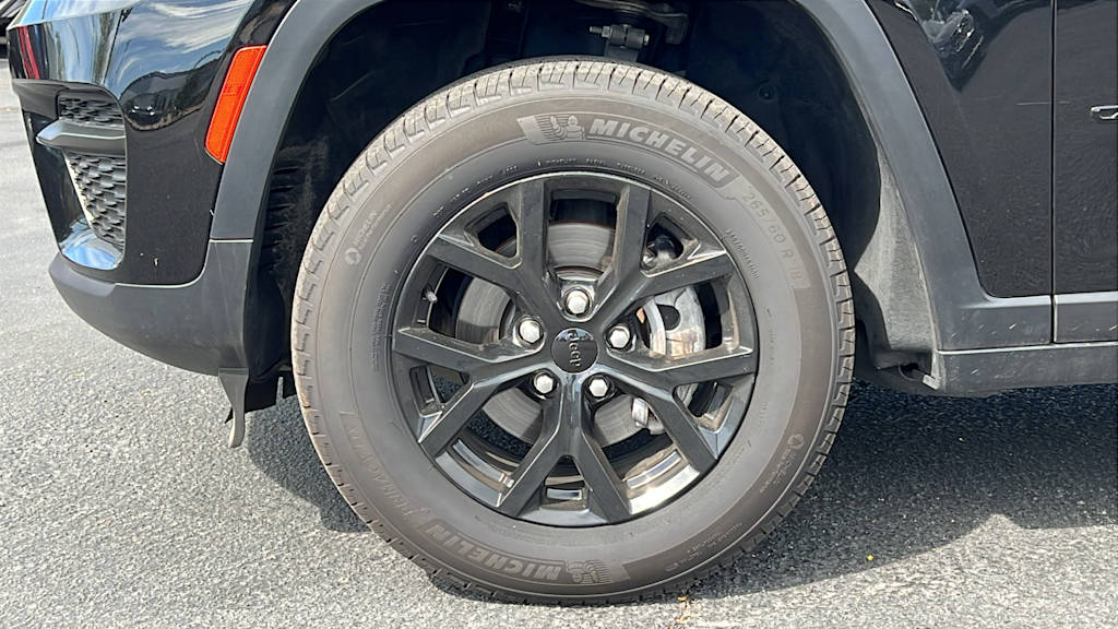 Thumbnail: 2024 Jeep Grand Cherokee - 8