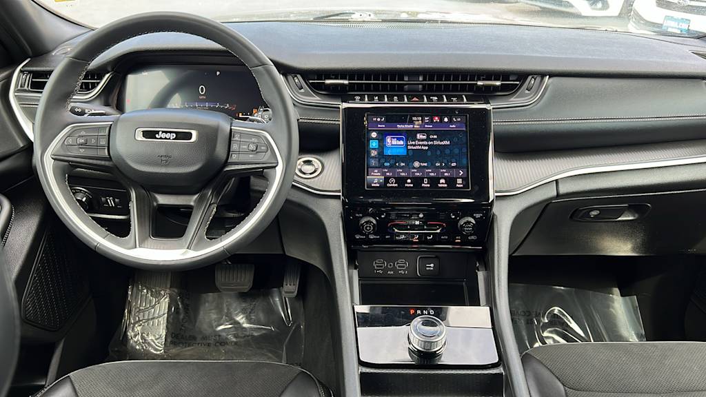 Thumbnail: 2024 Jeep Grand Cherokee - 14