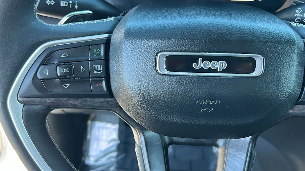 Thumbnail: 2023 Jeep Grand Cherokee - 25