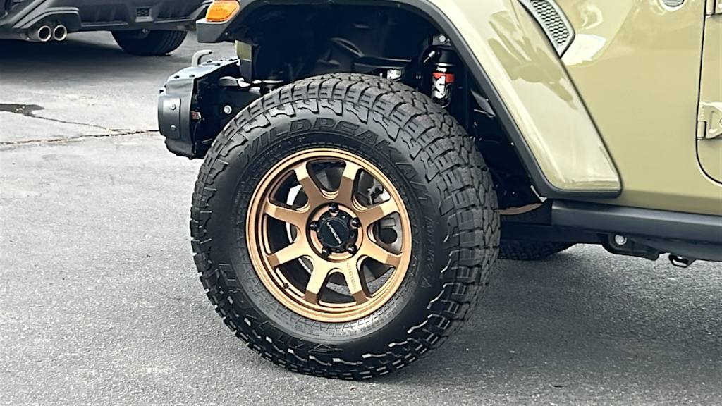 Thumbnail: 2025 Jeep Gladiator - 8
