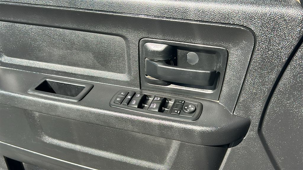 Thumbnail: 2015 RAM 1500 - 26
