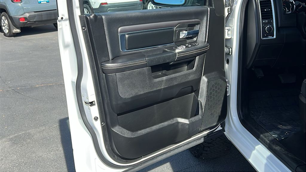 Thumbnail: 2021 RAM 1500 - 28