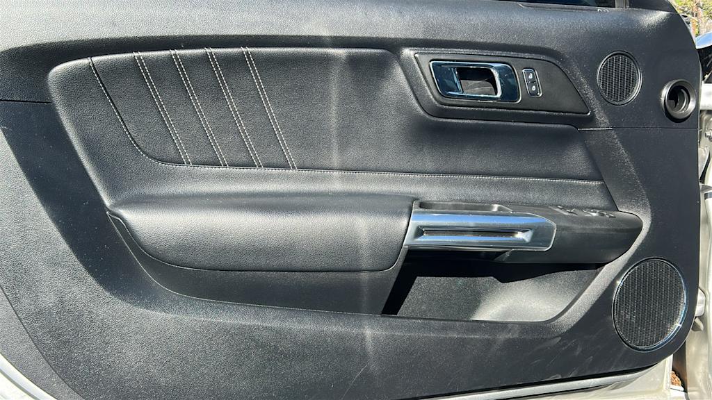 Thumbnail: 2015 Ford Mustang - 28