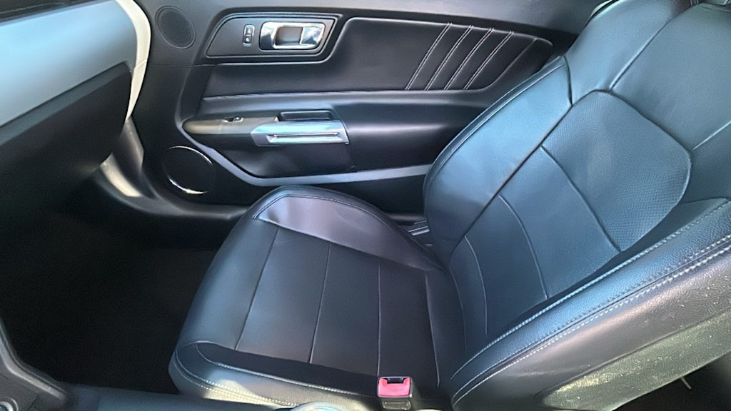 Thumbnail: 2015 Ford Mustang - 10