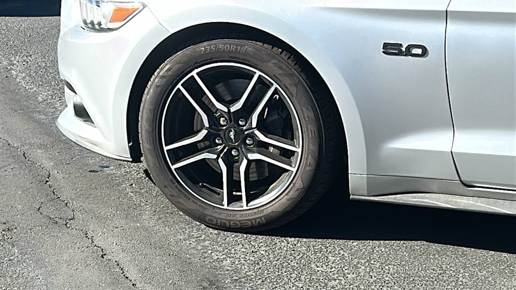 Thumbnail: 2015 Ford Mustang - 8