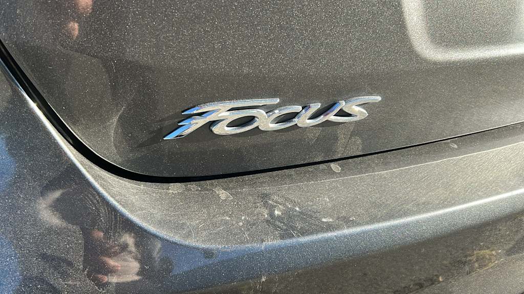 Thumbnail: 2015 Ford Focus - 12
