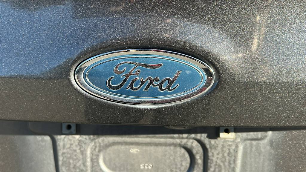 Thumbnail: 2015 Ford Focus - 13