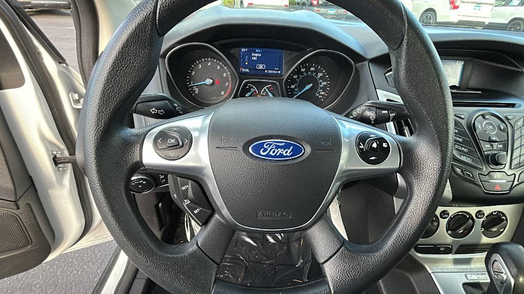 Thumbnail: 2014 Ford Focus - 9