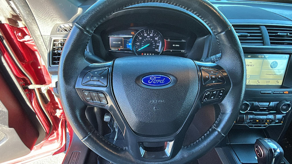 Thumbnail: 2018 Ford Explorer - 9