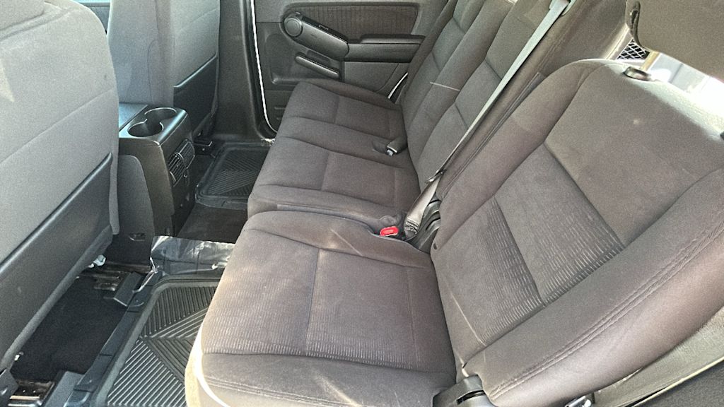 Thumbnail: 2010 Ford Explorer - 27
