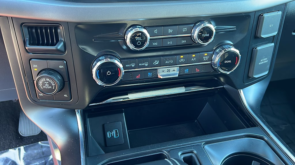 Thumbnail: 2022 Ford F-150 - 21