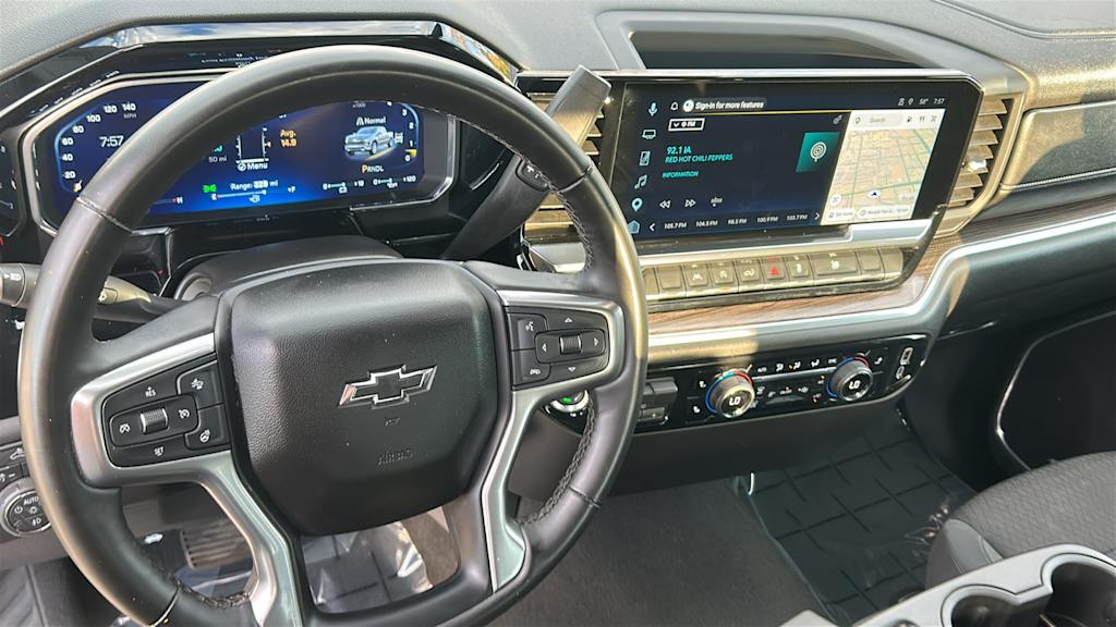 Thumbnail: 2026 Chevrolet Silverado 1500 - 2