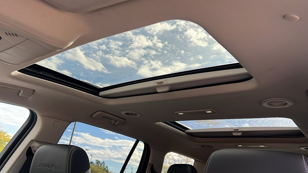 Thumbnail: 2022 GMC Acadia - 32