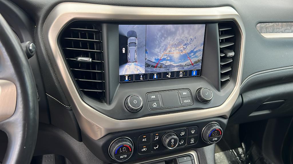 Thumbnail: 2022 GMC Acadia - 24