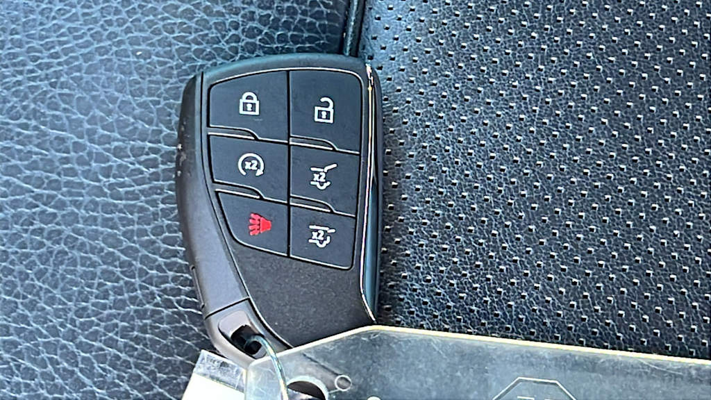 Thumbnail: 2021 GMC Yukon - 16